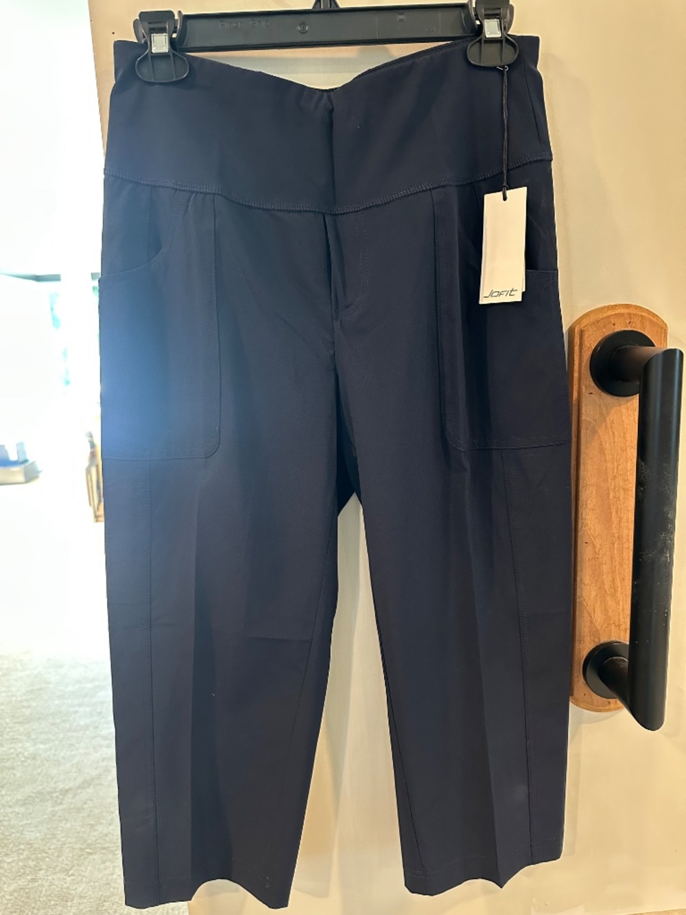 Jofit pull on capris - Picture 6 of 6